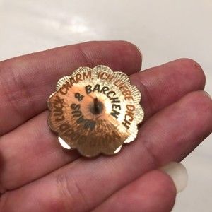 Meet your Posher, Posh